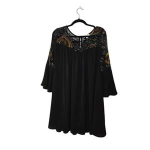 Umgee Women's Velvet Burnout Shift Dress Size Medium Black Whimsigoth Retro Glam